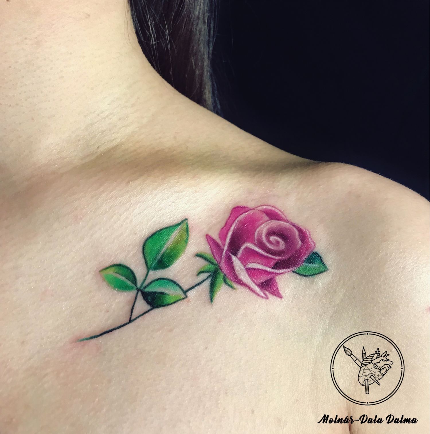 Realisztikus tetoválás, Színes tetoválás, Váll tetoválás, Virág tetoválás